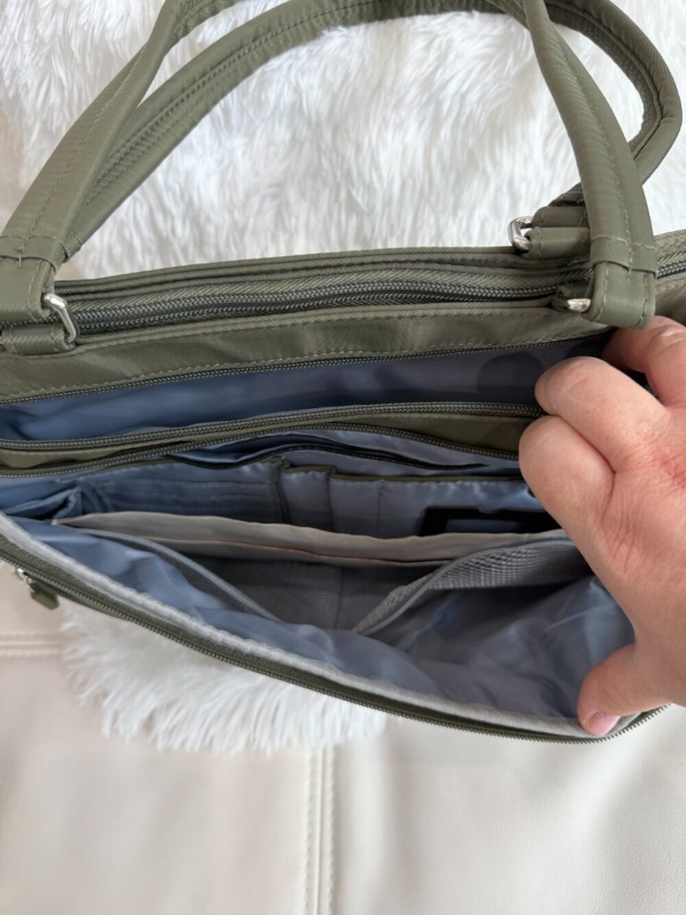 IHKWIP Traverse East/West Medium Tote Military Olive Crossbody Bag NWT - Picture 6 of 12